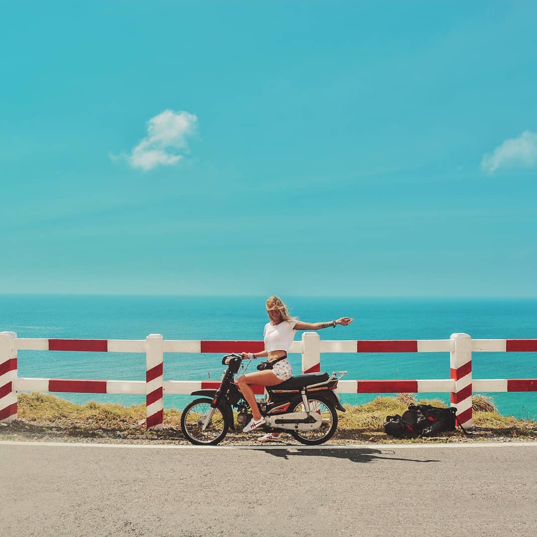 Di chuyển ở Côn Đảo bằng phương tiện gì? Di chuyển ở Côn Đảo bằng phương tiện gì?