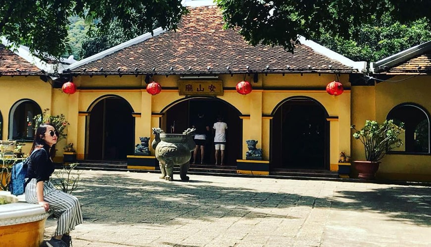 Hành trình ghé thăm miếu Ngũ Hành Côn Đảo Hành trình ghé thăm miếu Ngũ Hành Côn Đảo