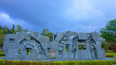 Trở về viếng thăm Nghĩa Trang Hàng Dương Trở về viếng thăm Nghĩa Trang Hàng Dương