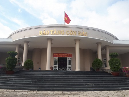 Cảng Bến Đầm - Bãi Nhát - Chùa Núi Một - Bảo tàng Côn Đảo - Dinh chúa đảo | Giảm Giá Sốc Bay Vn Airline
