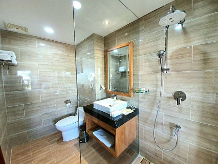 Combo nghỉ dưỡng khách sạn MARINA BAY 4 Sao