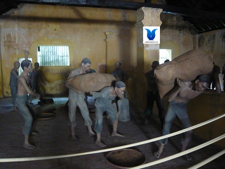 Dinh chúa Đảo - Biệt Giam Chuồng Cọp - Miếu bà Phi Yến 2 Ngày 1 Đêm