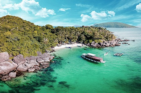 Du Ngoạn Hòn Đảo Huyền Thoại: Nghỉ Lễ 30/4/2025 Khởi Hành Từ Hà Nội 3 Ngày 2 Đêm