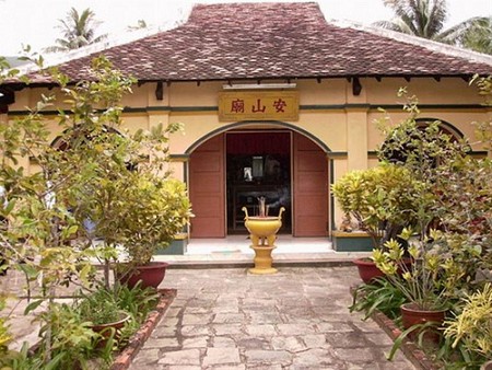 Hành Trình 4 Ngày 3 Đêm Từ Hà Nội: Khám Phá Côn Đảo Huyền Thọai