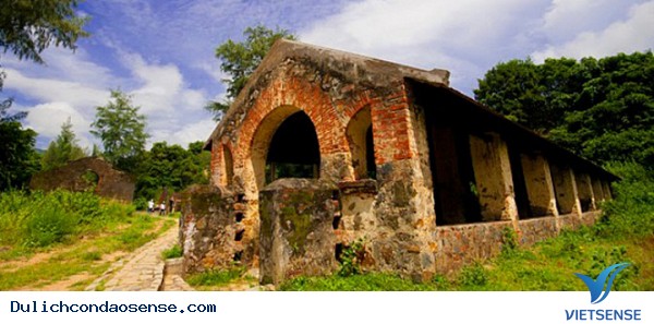 Mùa thăm quan, nghỉ dưỡng hè nhớ về hành hương Côn Đảo - Ảnh 2 Mùa thăm quan, nghỉ dưỡng hè nhớ về hành hương Côn Đảo - Ảnh 2