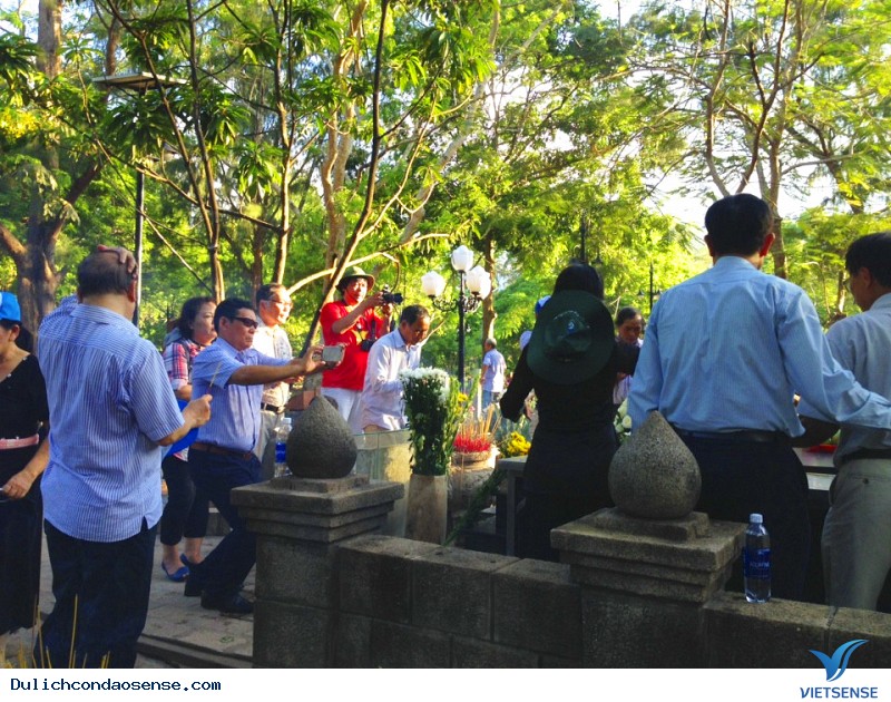 Hành hương Côn Đảo về thăm viếng mộ nữ anh hùng Võ Thị Sáu - Ảnh 2 Hành hương Côn Đảo về thăm viếng mộ nữ anh hùng Võ Thị Sáu - Ảnh 2