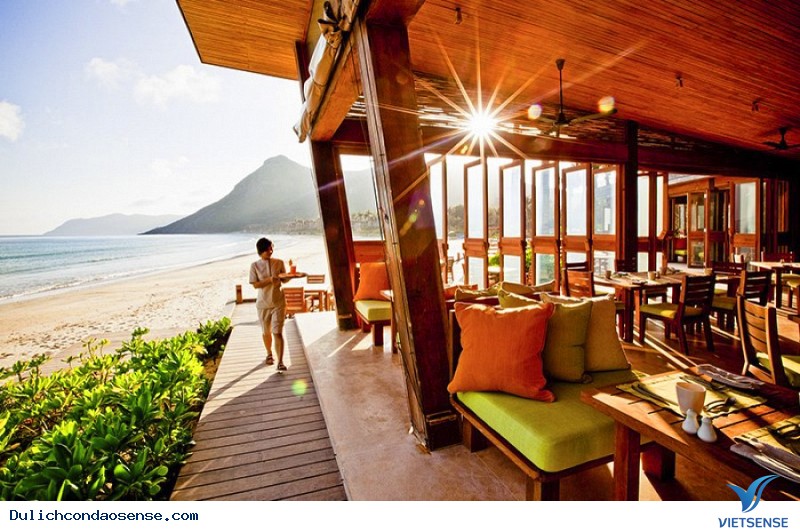 Khách đến Côn Đảo tỉ lệ nghịch với nhân viên dịch vụ - Ảnh 2 Khách đến Côn Đảo tỉ lệ nghịch với nhân viên dịch vụ - Ảnh 2