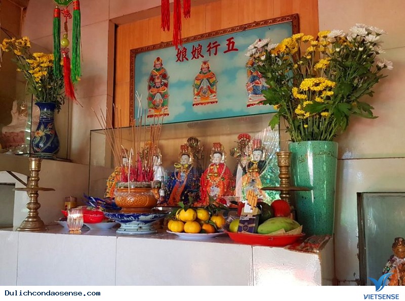 Miếu Năm Cô - Ảnh 5 Miếu Năm Cô - Ảnh 5