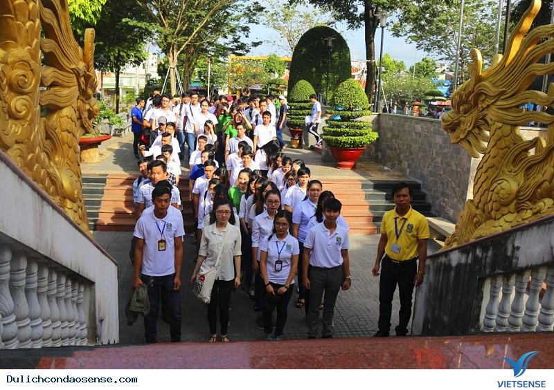 Ngày Giỗ Người Anh Hùng Liệt Sỹ Võ Thị Sáu - Ảnh 2 Ngày Giỗ Người Anh Hùng Liệt Sỹ Võ Thị Sáu - Ảnh 2