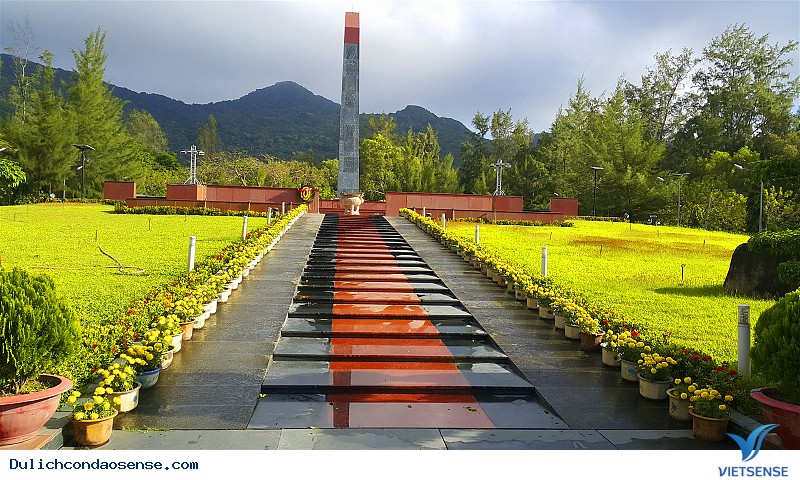 Trở về viếng thăm Nghĩa Trang Hàng Dương - Ảnh 1 Trở về viếng thăm Nghĩa Trang Hàng Dương - Ảnh 1