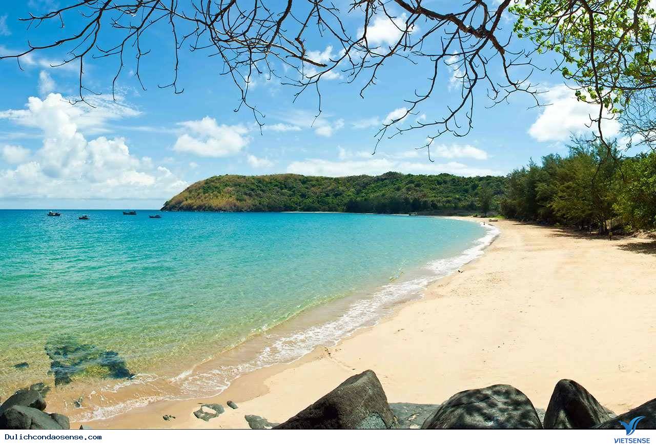 Bãi biển đẹp nhất Côn Đảo - Ảnh 1 Bãi biển đẹp nhất Côn Đảo - Ảnh 1