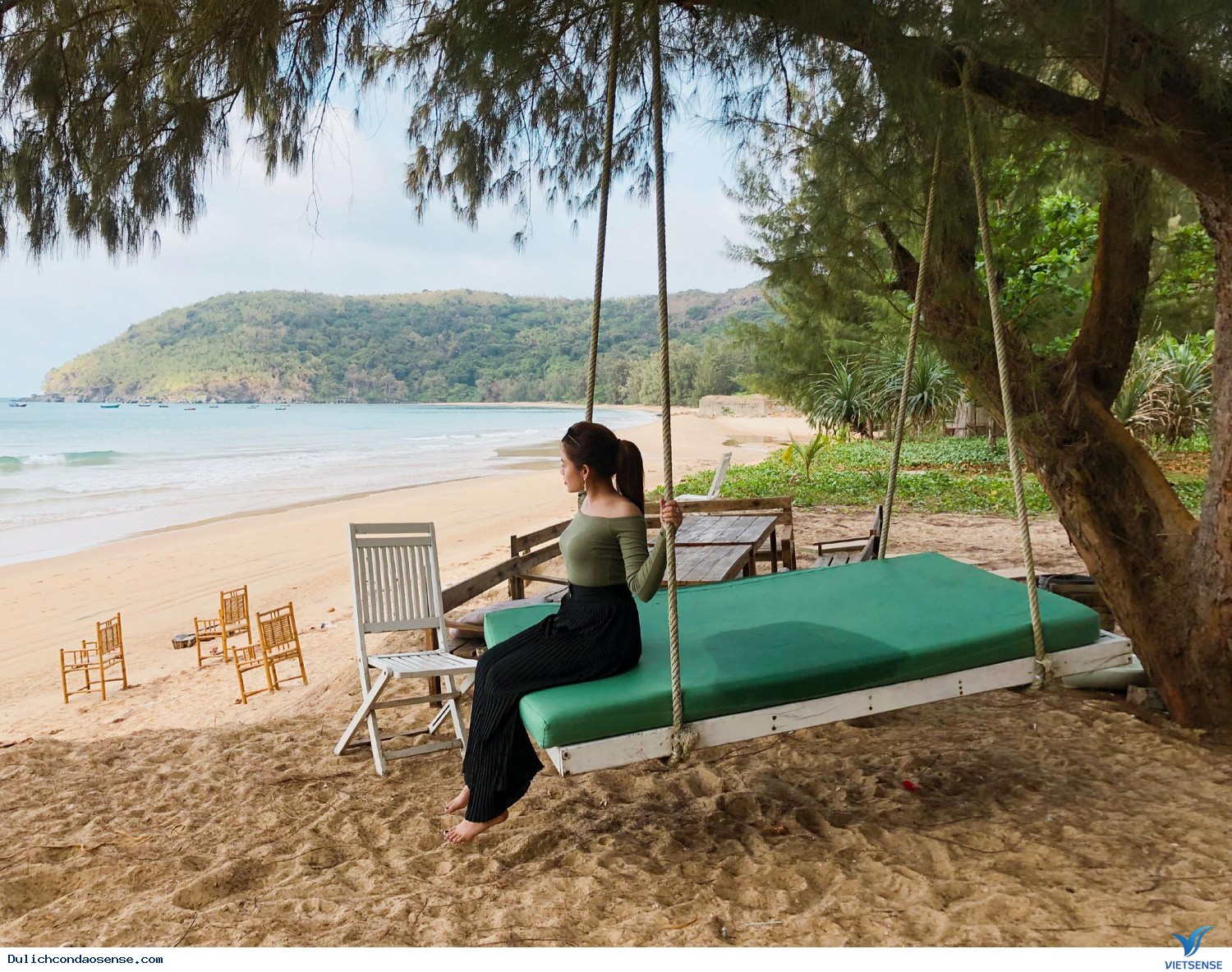 Bãi biển đẹp nhất Côn Đảo - Ảnh 2 Bãi biển đẹp nhất Côn Đảo - Ảnh 2