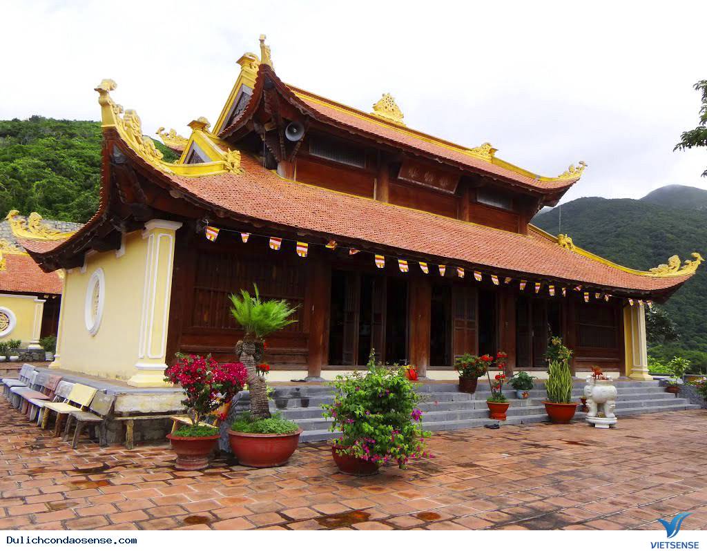 Vẻ đẹp trên cao từ ngôi chùa cổ - Ảnh 2