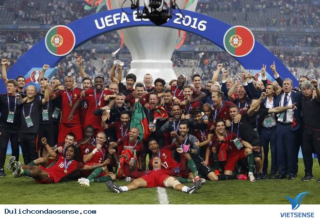 Chúc mừng nhà vô địch mới của bóng đá châu âu Bồ Đào Nha 2016