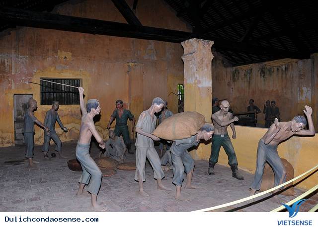 Côn Đảo: Đảo ngọc thiêng liêng từng bước chuyển mình - Ảnh 1 Côn Đảo: Đảo ngọc thiêng liêng từng bước chuyển mình - Ảnh 1