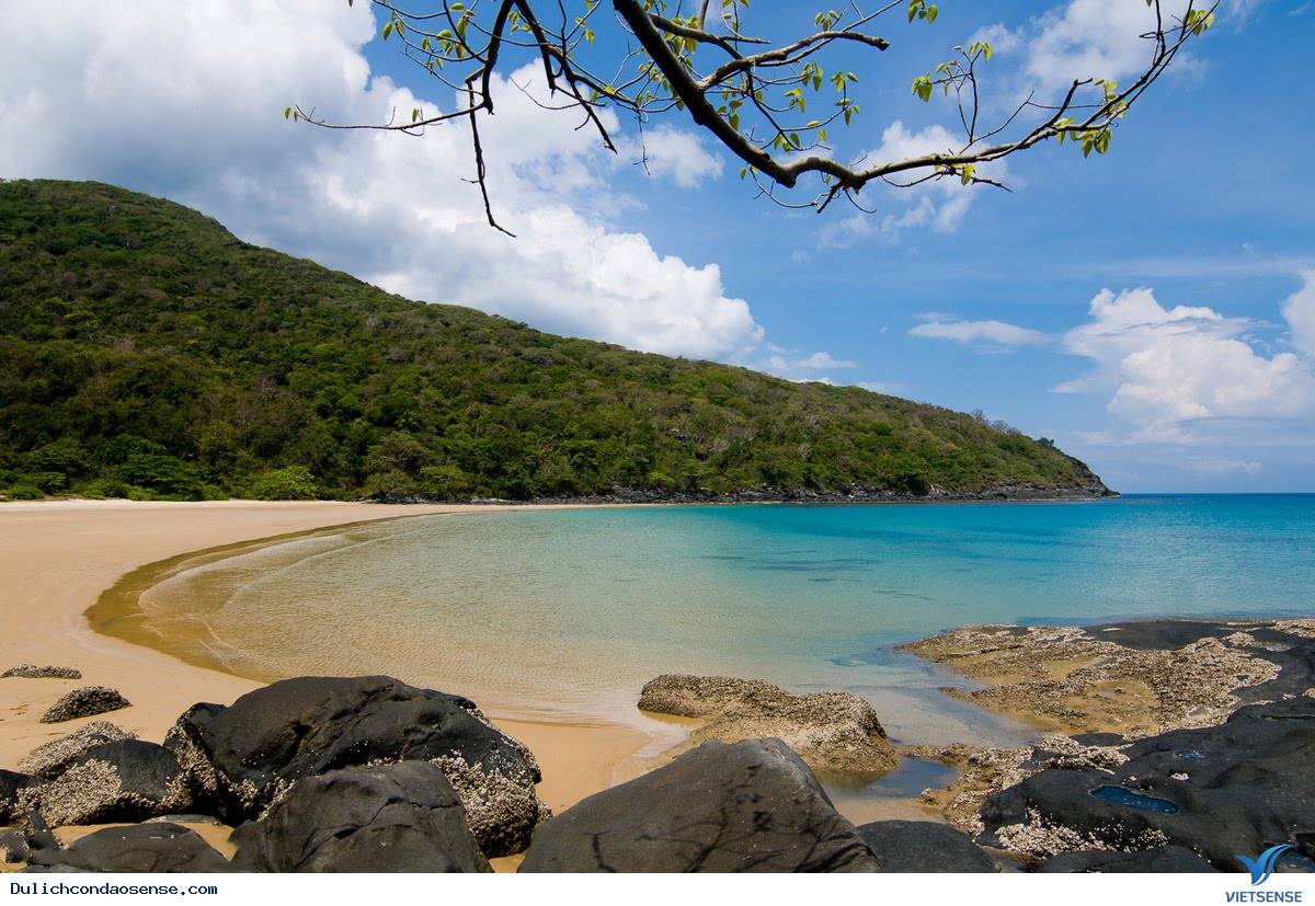 Côn Đảo có gì? Điểm danh những điểm thăm quan Côn Đảo hấp dẫn - Ảnh 1