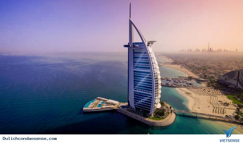 Dịch vụ của khách sạn 7 sao duy nhất trên thế giới có gì ?