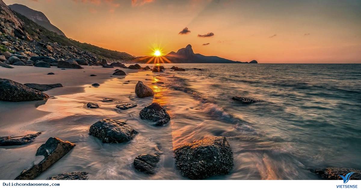 Hoàng hôn tại bờ biển An Hải ở Côn Đảo Hoàng hôn tại bờ biển An Hải ở Côn Đảo