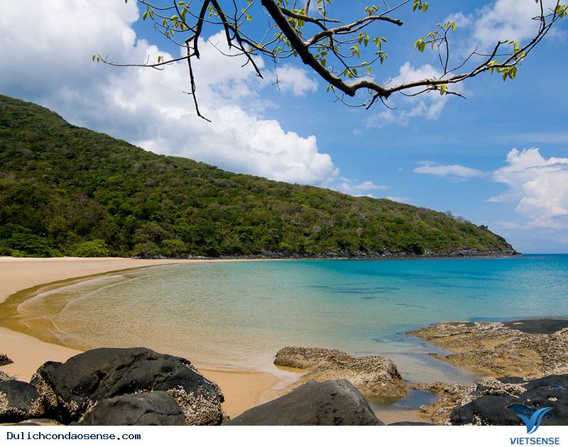 Những điểm đến không thể bỏ qua khi đi thăm quan Côn Đảo - Ảnh 1 Những điểm đến không thể bỏ qua khi đi thăm quan Côn Đảo - Ảnh 1