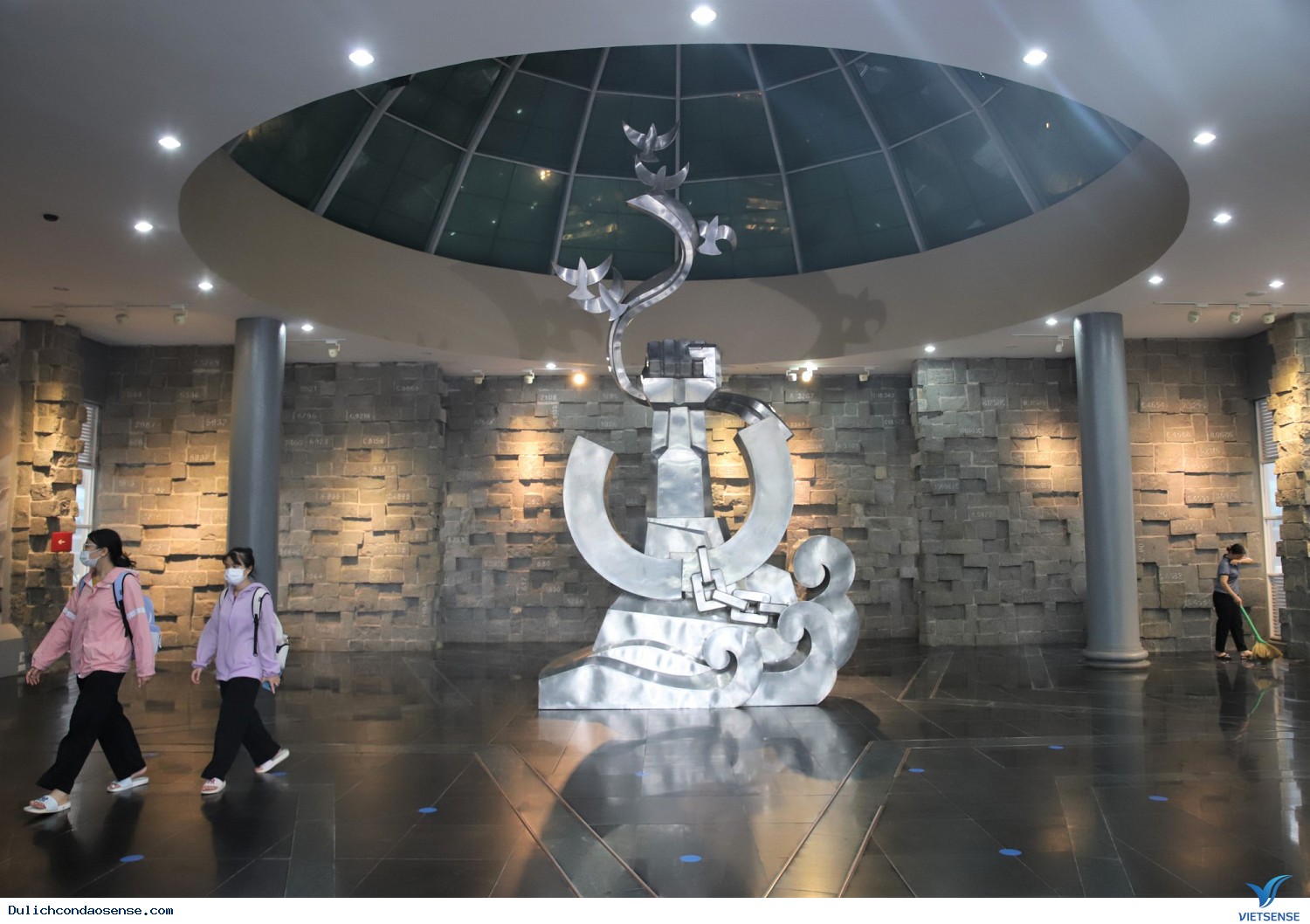 Giới thiệu Bảo Tàng Côn Đảo - Ảnh 4 Giới thiệu Bảo Tàng Côn Đảo - Ảnh 4