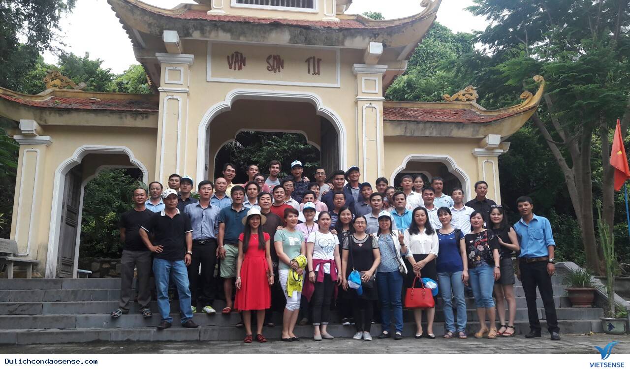 Thế nào là hướng dẫn viên chuyên nghiệp - Ảnh 1 Thế nào là hướng dẫn viên chuyên nghiệp - Ảnh 1