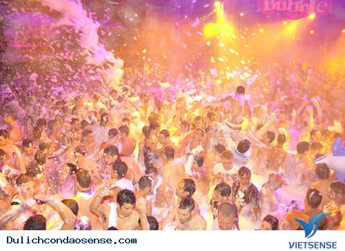 Tiệc Bóng Bóng Xà Phòng Tiệc Bóng Bóng Xà Phòng