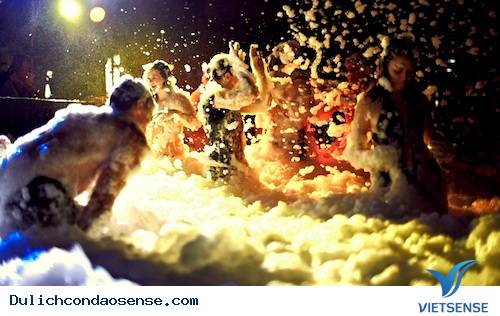 Tiệc Bóng Bóng Xà Phòng Tiệc Bóng Bóng Xà Phòng